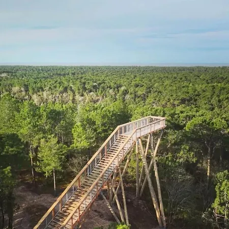 Nyaraló Maison De Entre Foret Et