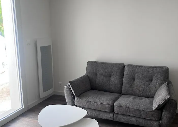 Maison De Entre Foret Et Nyaraló *