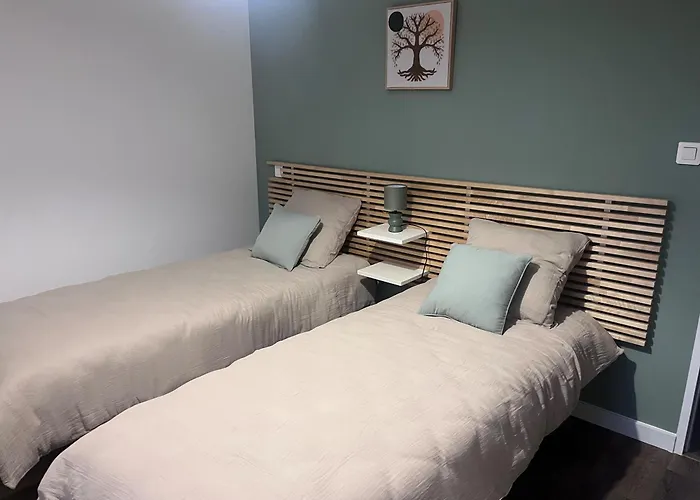 Maison De Entre Foret Et