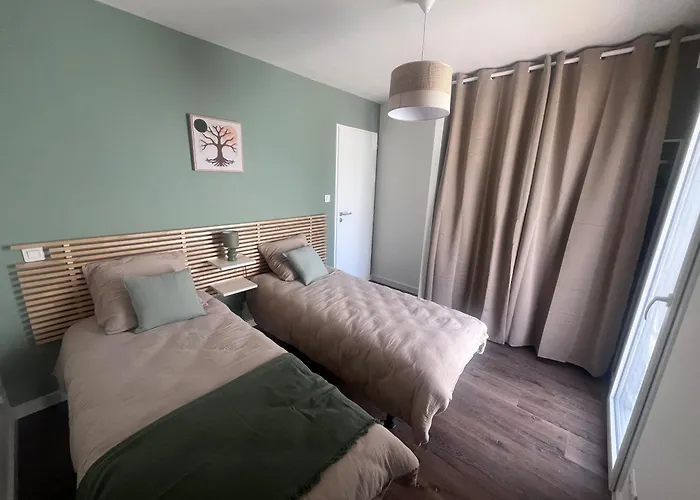 Maison De Entre Foret Et Nyaraló